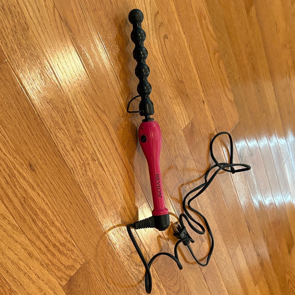 Revlon Black and Pink Curling Wand
